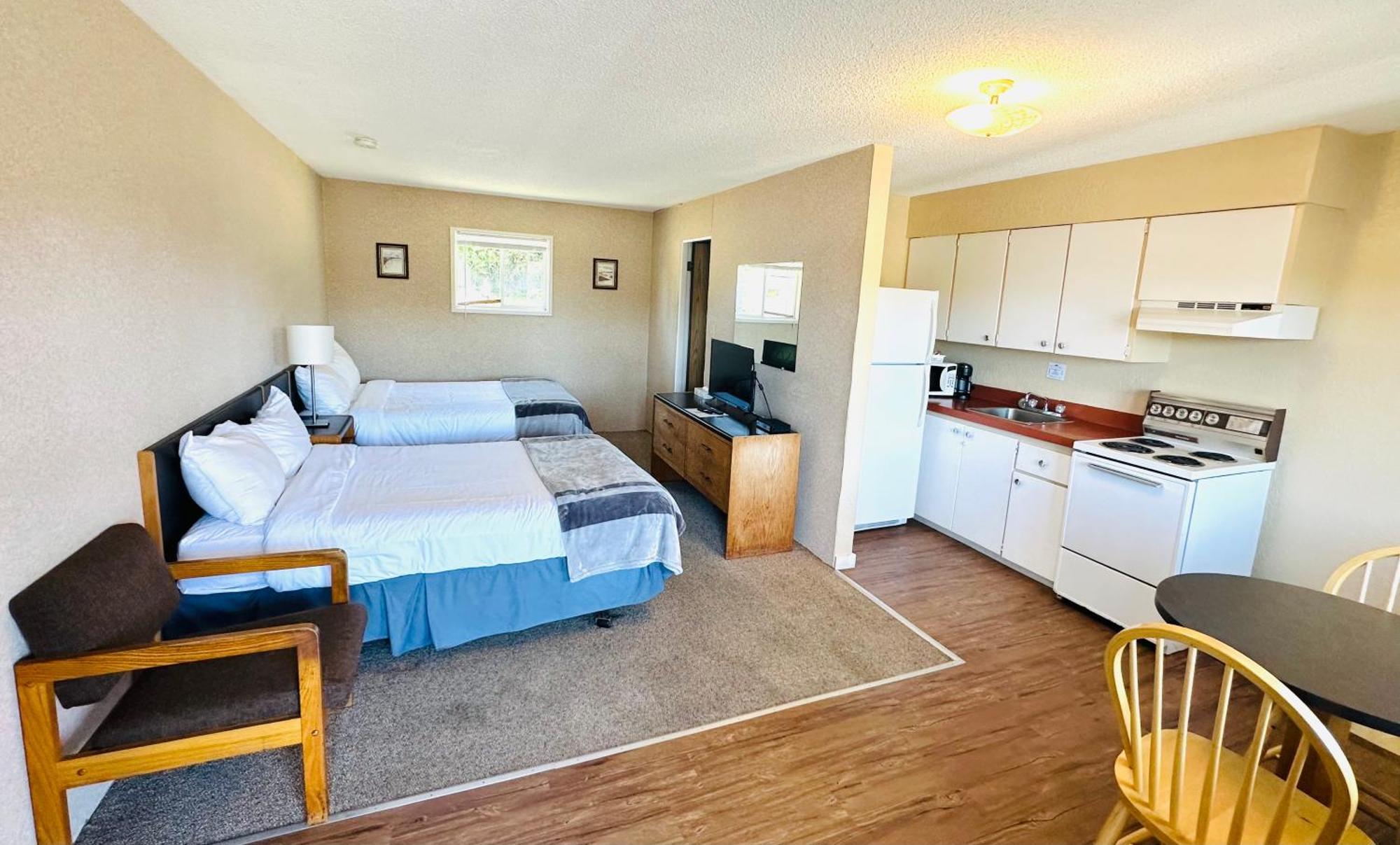 Island West Resort-Motel Ucluelet Værelse billede