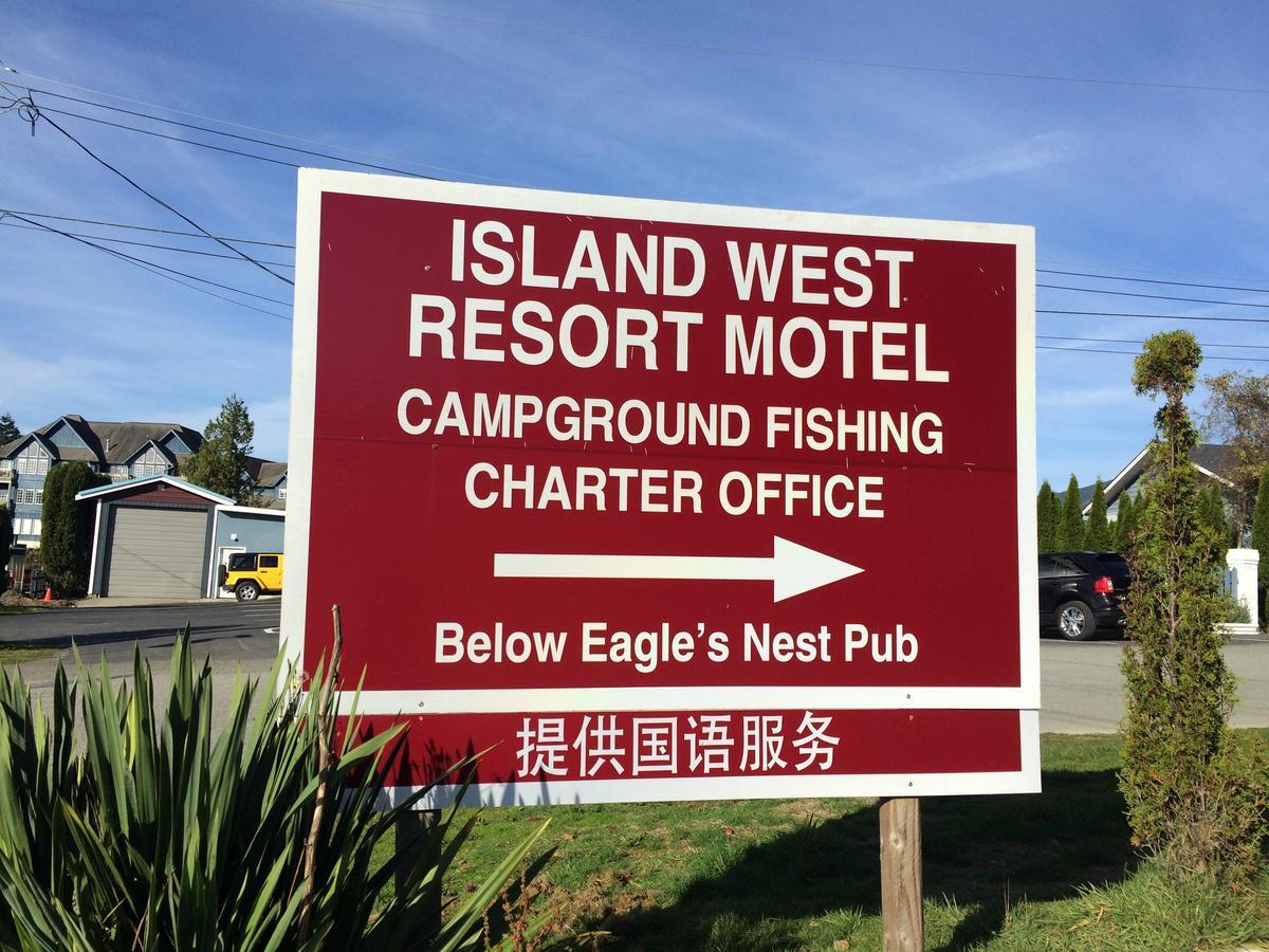 Island West Resort-Motel Ucluelet Eksteriør billede